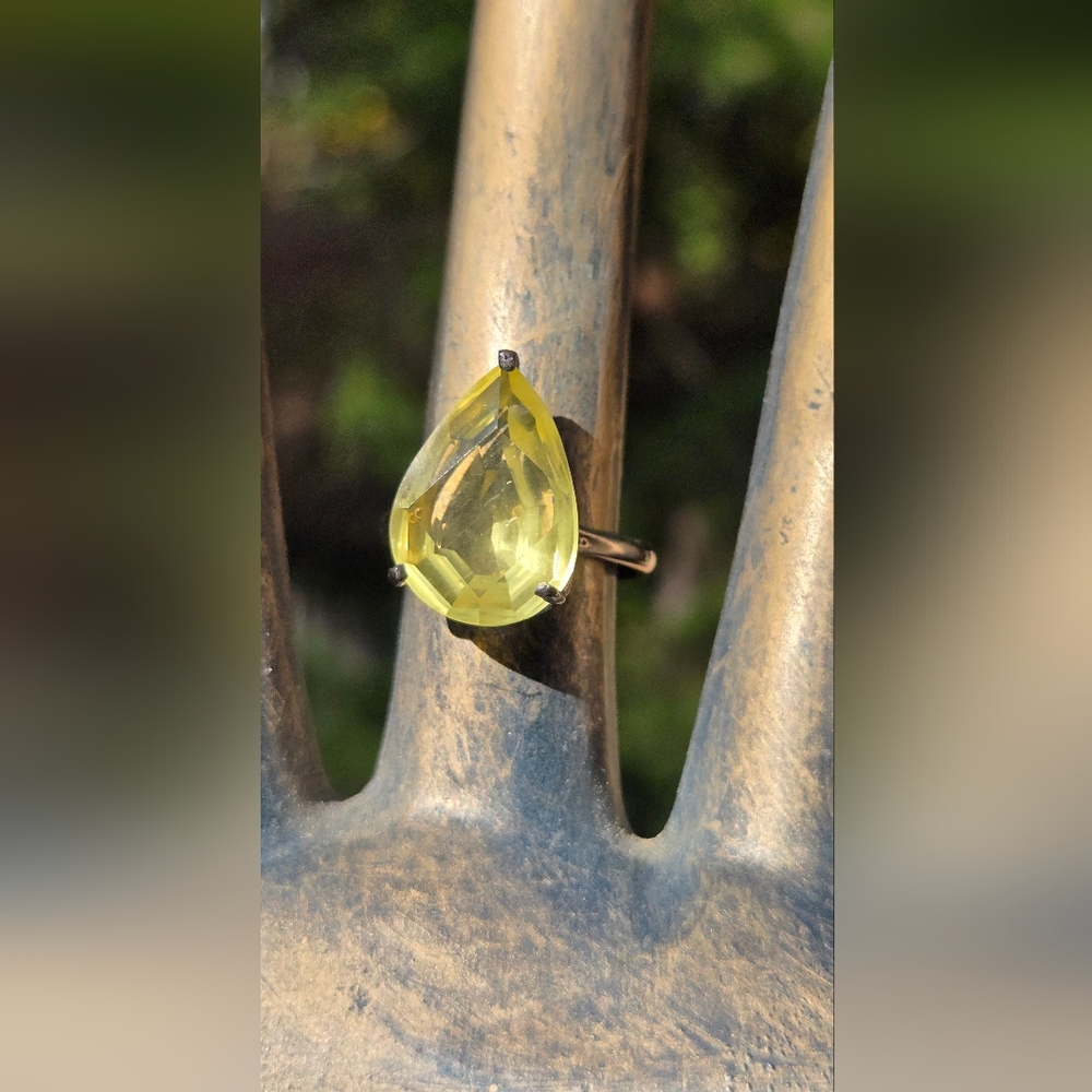 Yellow Quartz Natural HUGE 15K Sterling & Rhodium Ring Sz8 - Picture 3 of 9